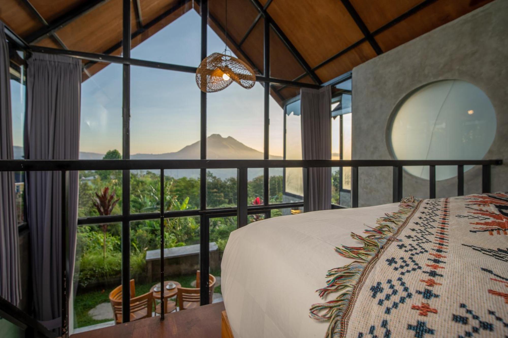 Mountain Peak Hotel 3*