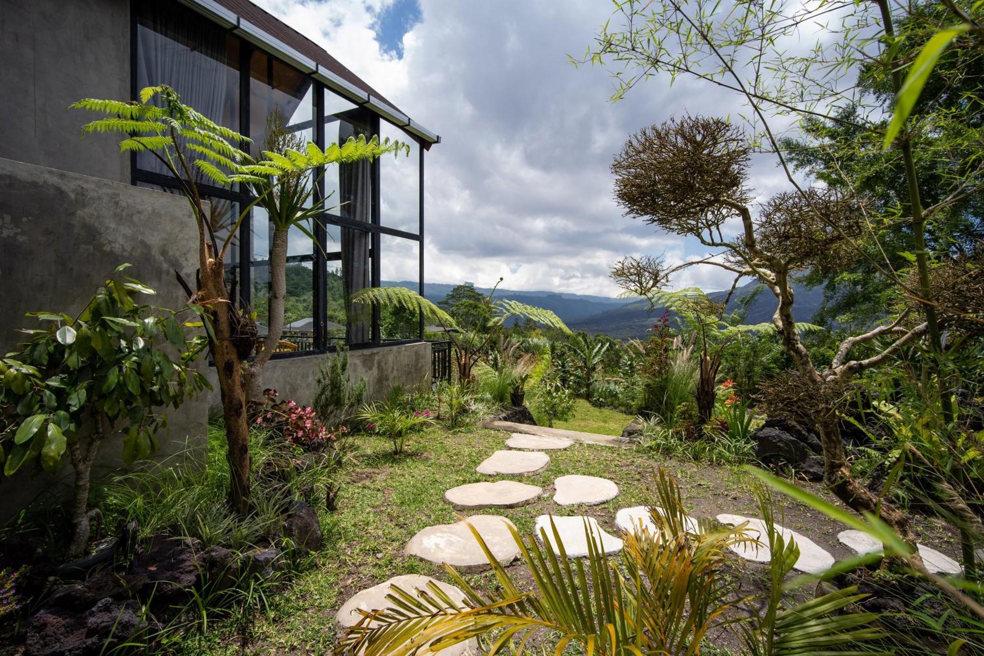 Mountain Peak Hotel 3*